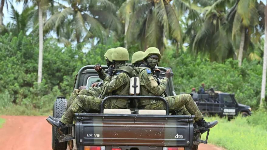 trois militaires ivoiriens ont été tués, selon un bilan provisoire.